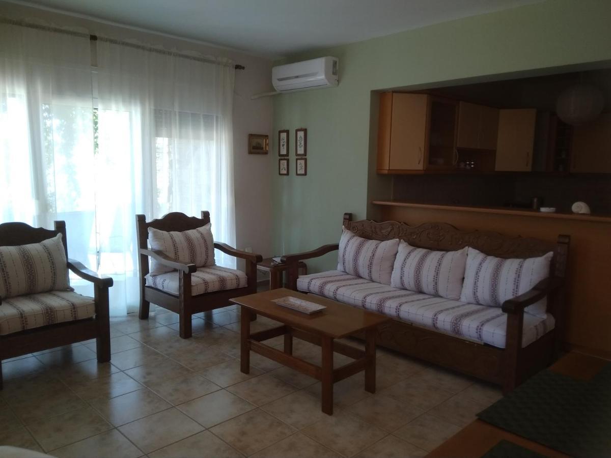 Αμυγδαλιές 33 Μύρινα Villa Buitenkant foto