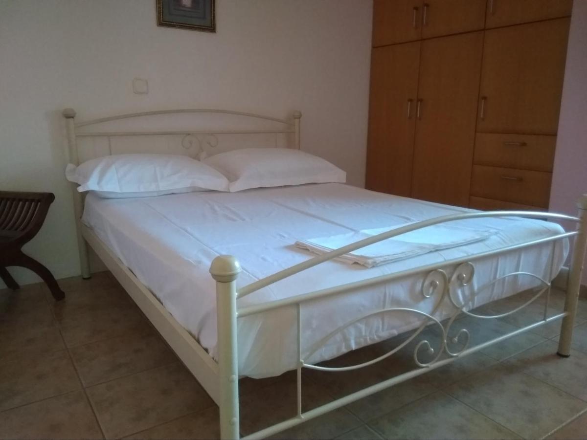Αμυγδαλιές 33 Μύρινα Villa Buitenkant foto